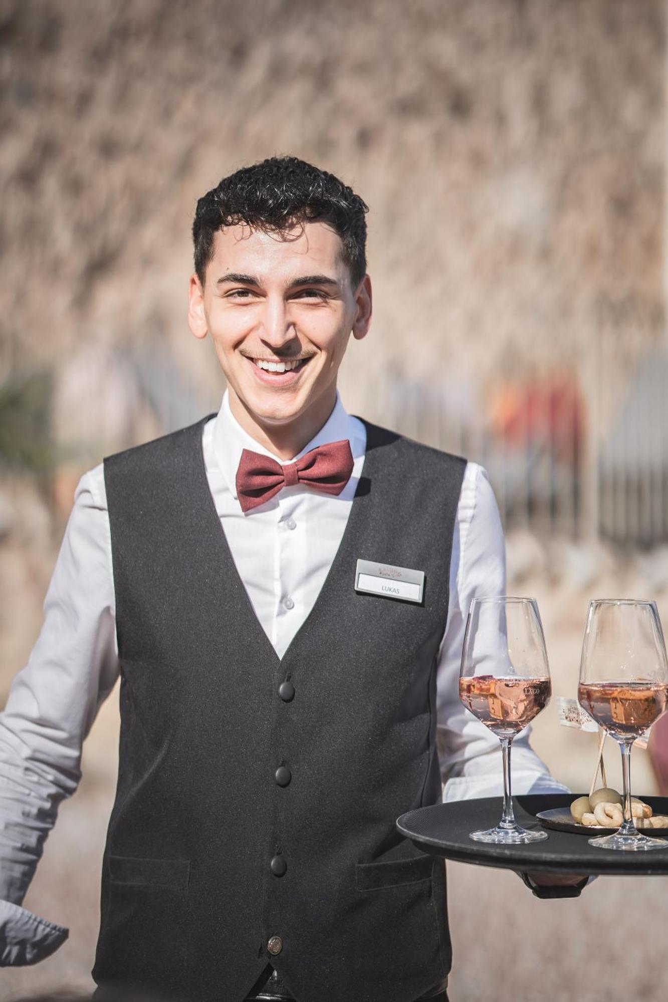 Schloss Hotel Korb Appiano Sulla Strada Del Vino Bagian luar foto